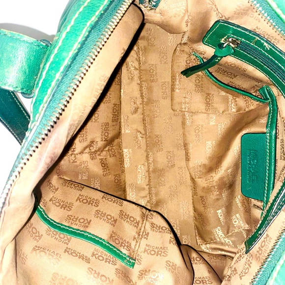 MICHAEL KORS LEATHER BAG. - Picture 7 of 7